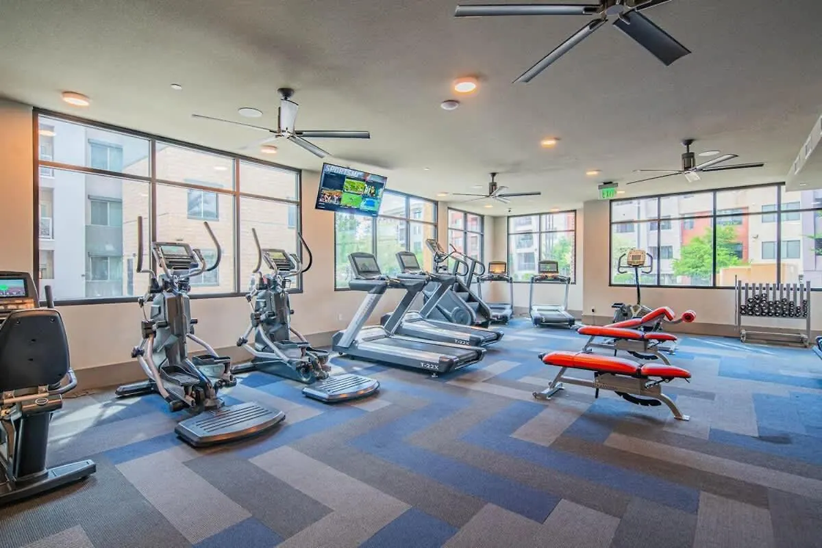 Modern 1Br Kierland Commons, Tpc Golf, Pool, Gym, W-D Apartman Scottsdale