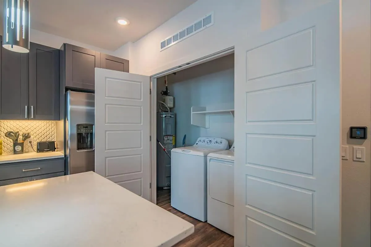 Modern 1Br Kierland Commons, Tpc Golf, Pool, Gym, W-D Apartman Scottsdale